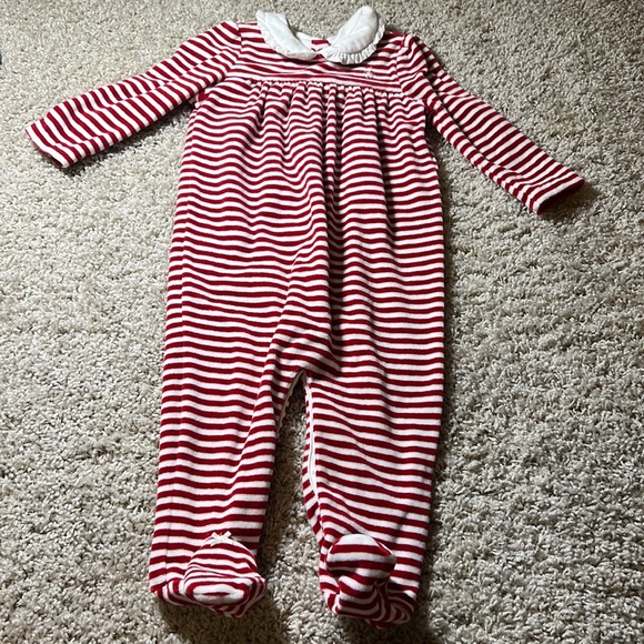Ralph Lauren velour footie bodysuit | 9 months - Picture 2 of 11